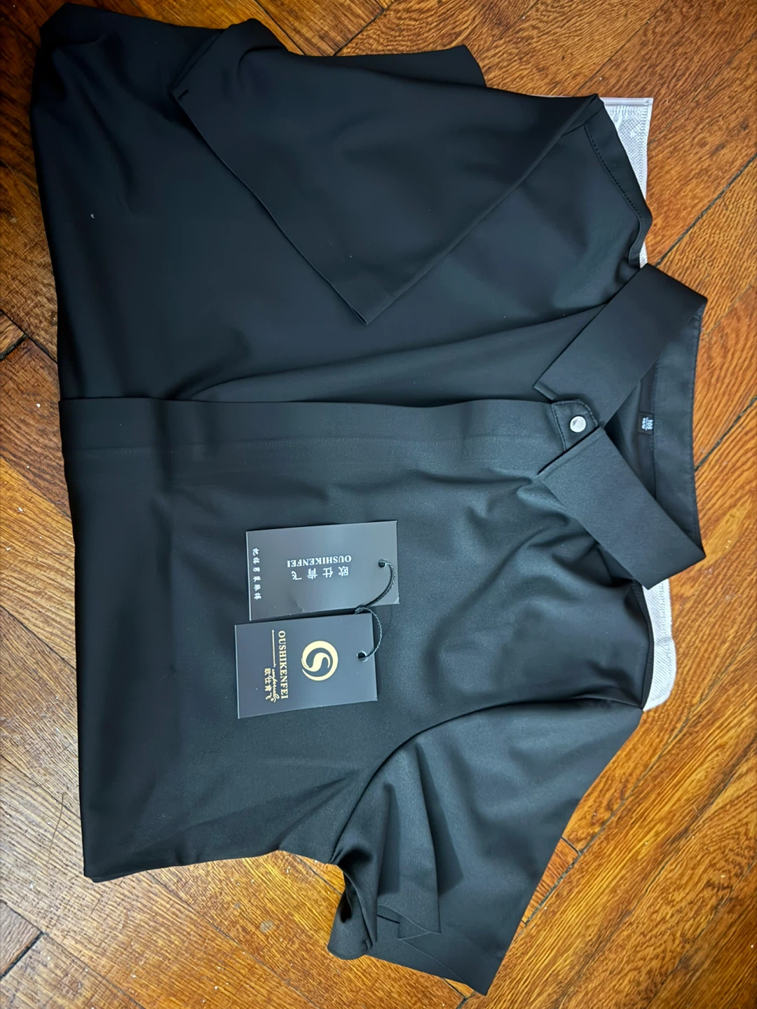 OUSHIKENFEI Black Short Sleeve Button-Up Shirt
