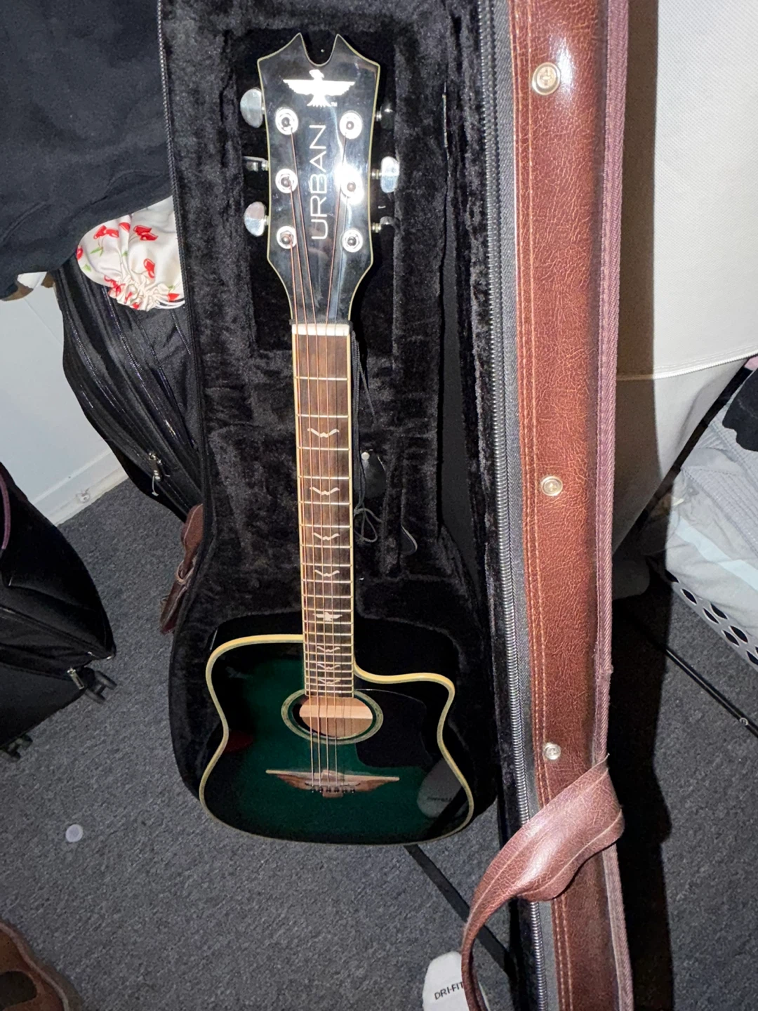 Urban Acoustic Electric Guitar with Case - photo 2