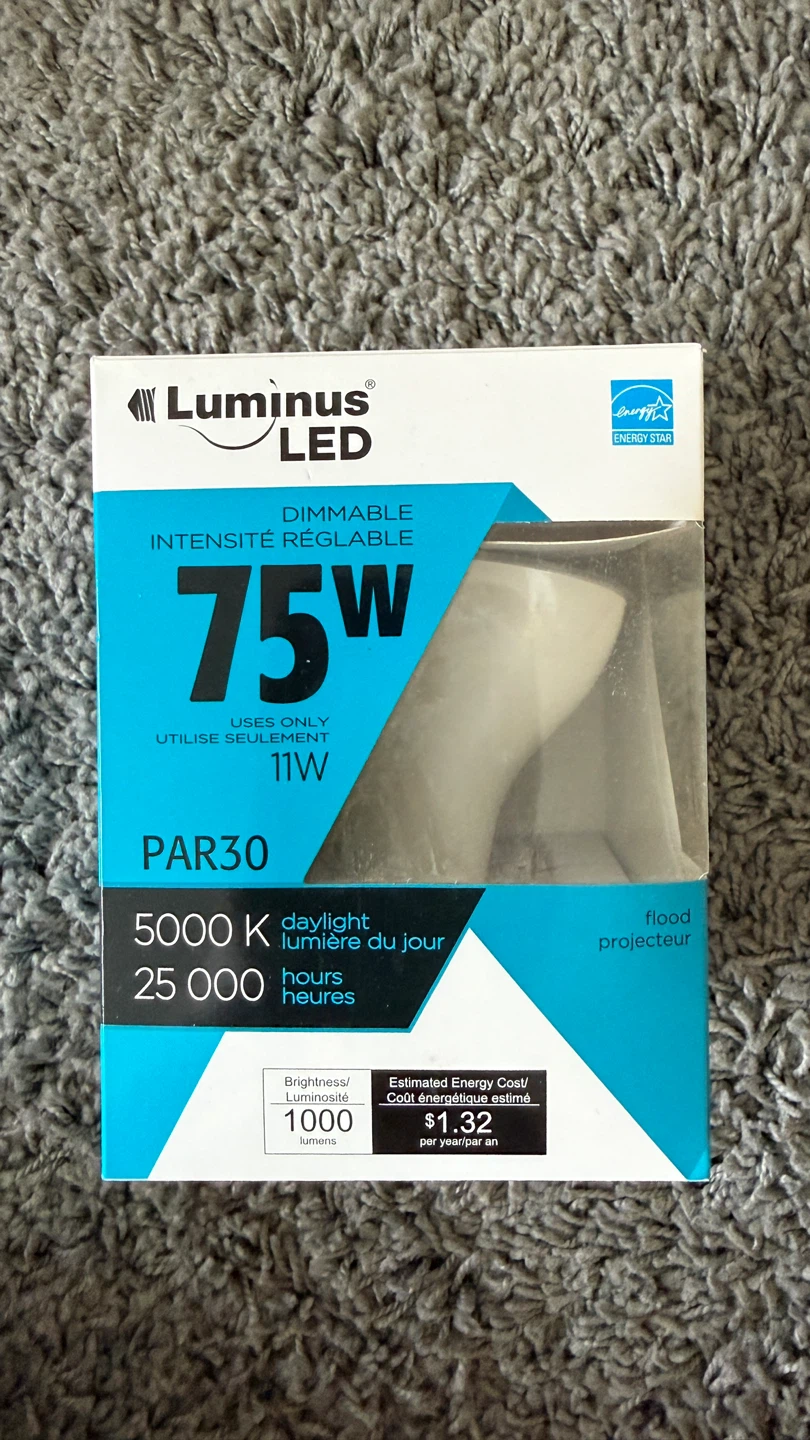 Luminus LED PAR30 Flood Light Bulb 75W 5000K Daylight