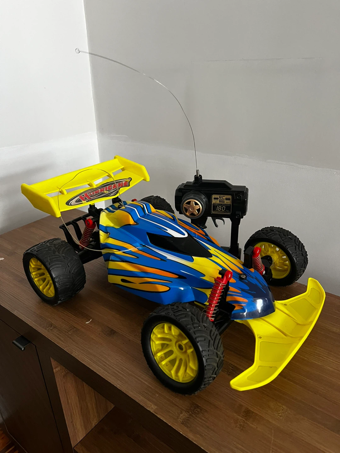 HURRICANE Remote Control Race Buggy