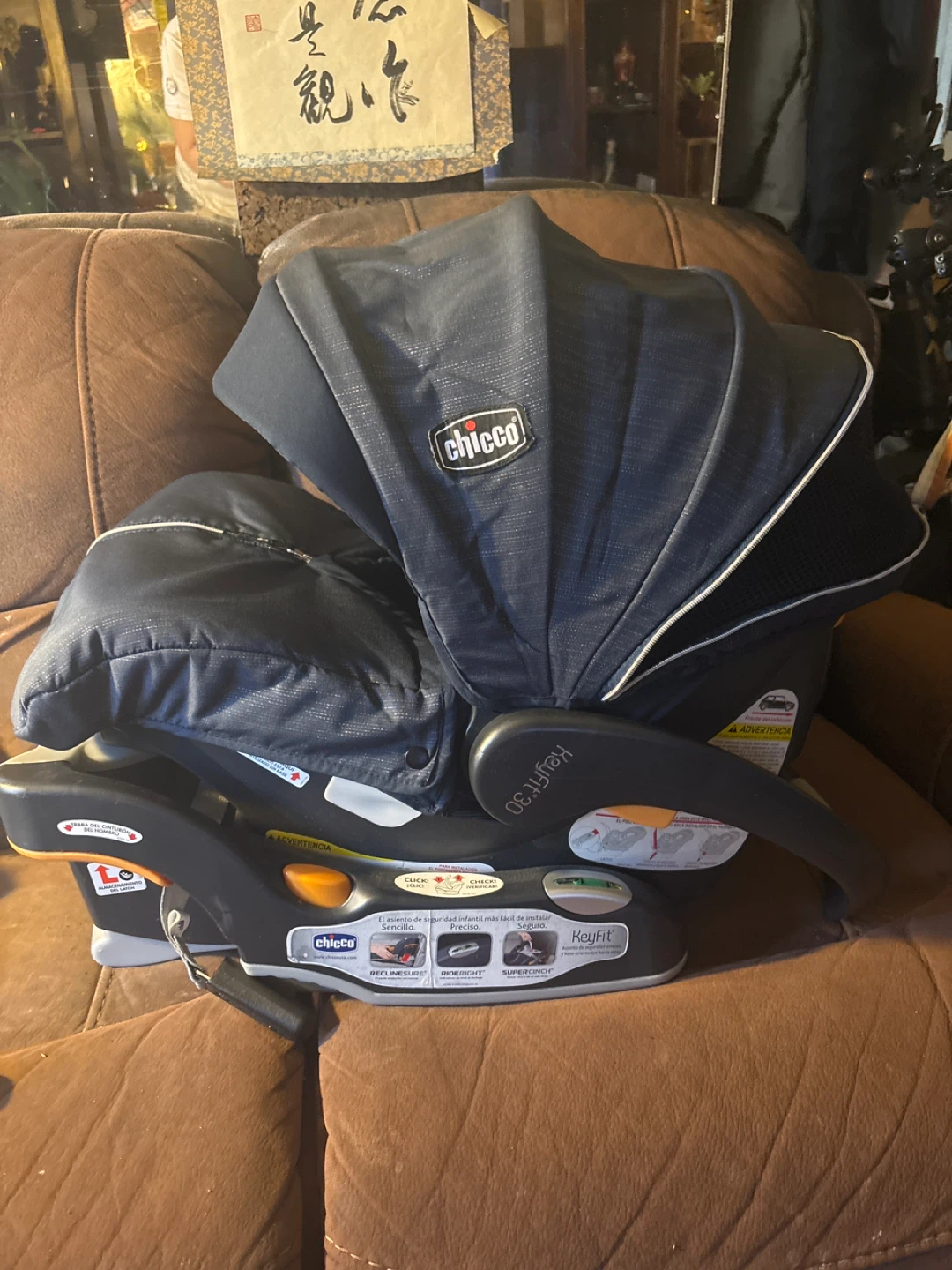 Chicco KeyFit 30 Infant Car Seat & Base - photo 3