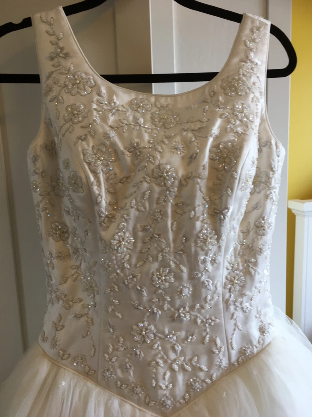 White Beaded Princess Wedding Dress tulle skirt