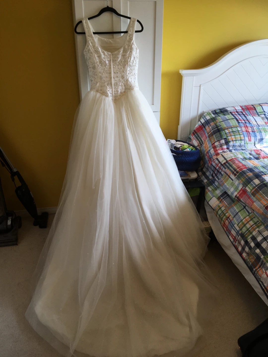 White Beaded Princess Wedding Dress tulle skirt - photo 4