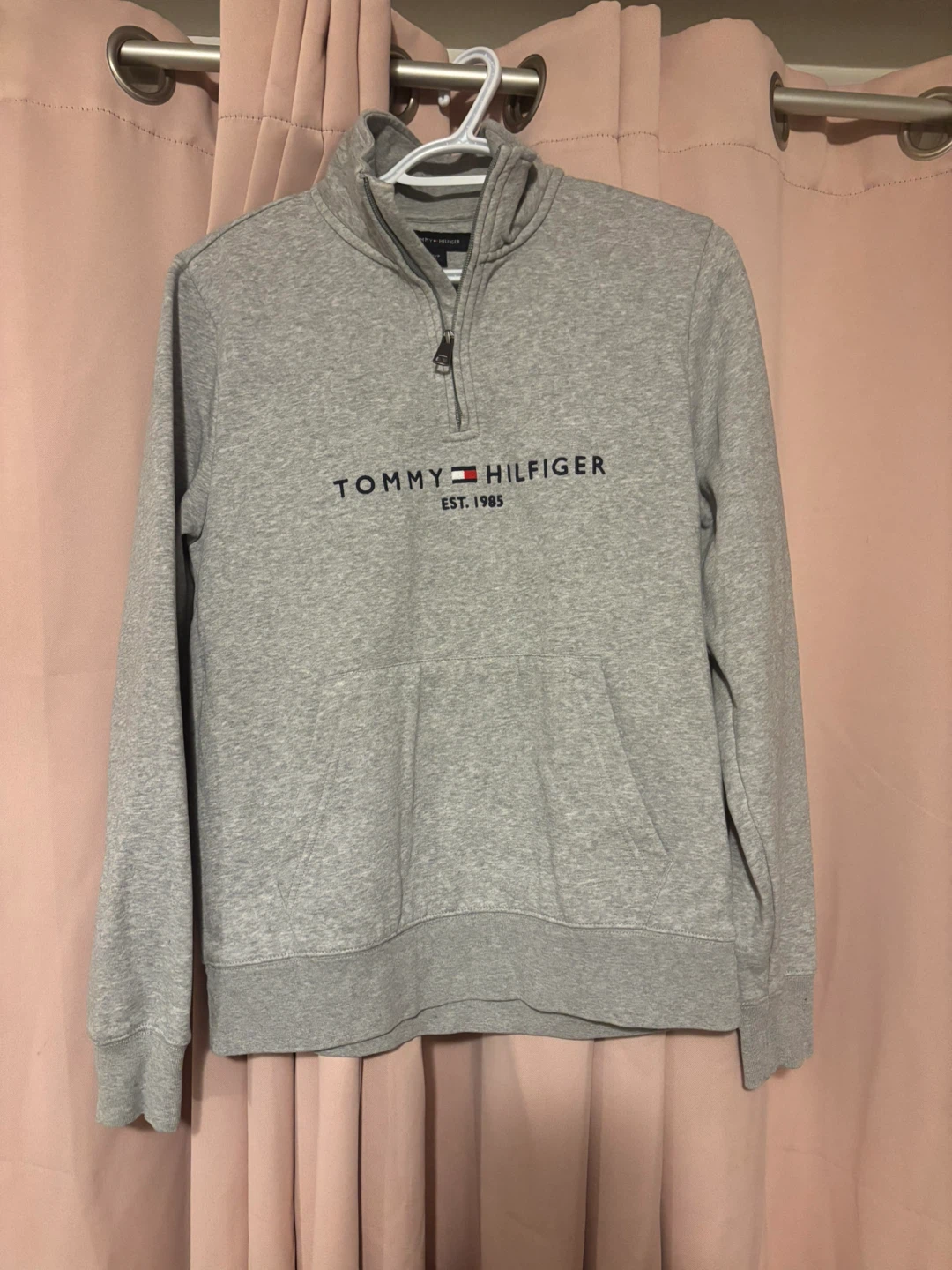 Tommy Hilfiger Grey 1/4 Zip Sweatshirt