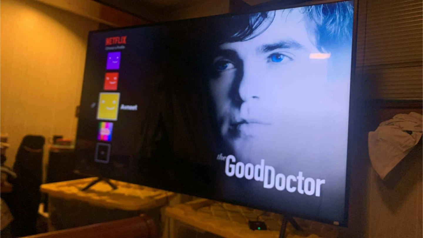 Samsung 75inch smart Tv, Very good Condition (PLS read)