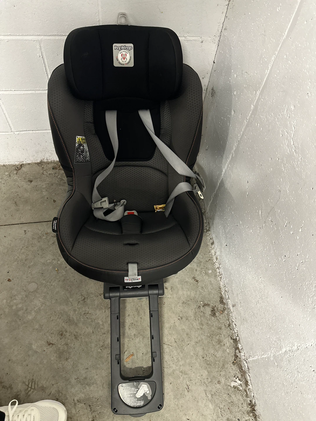 Peg Perego Car Seat