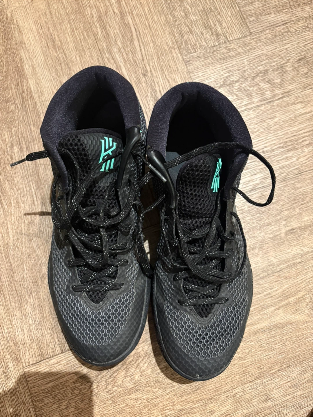 Nike Kyrie 1s Driveway - photo 2