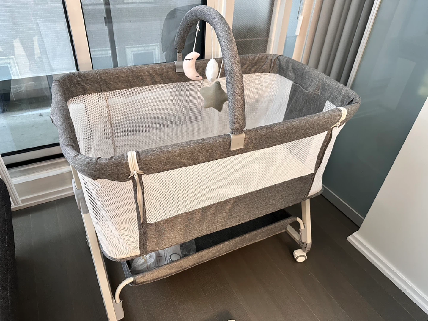 MEICHYUN Baby Bassinet Bedside Sleeper - Light Grey