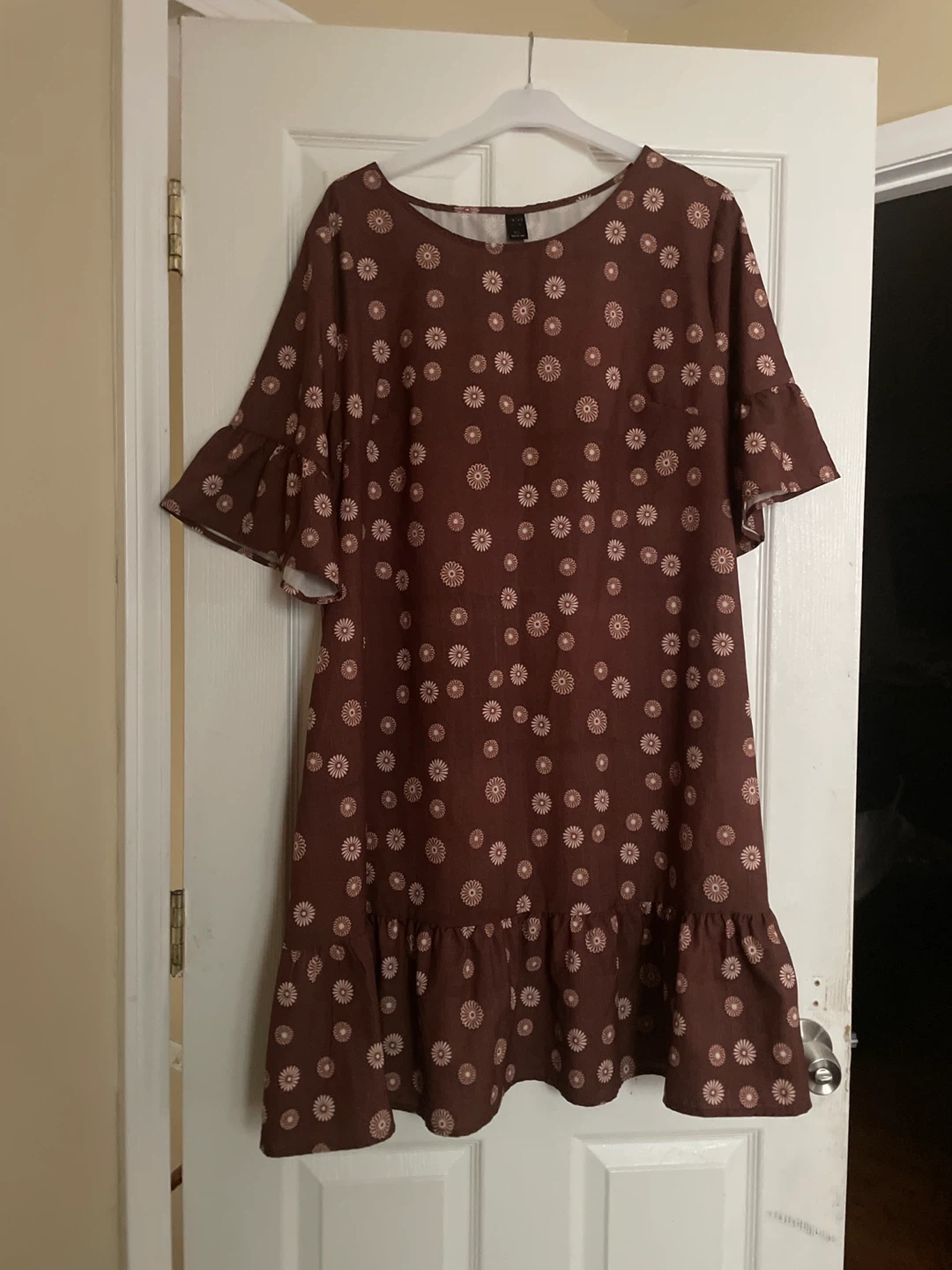Woman Emery Rose Brown Floral Dress 1XL