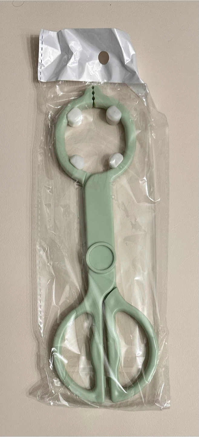 Baby bottle tongs