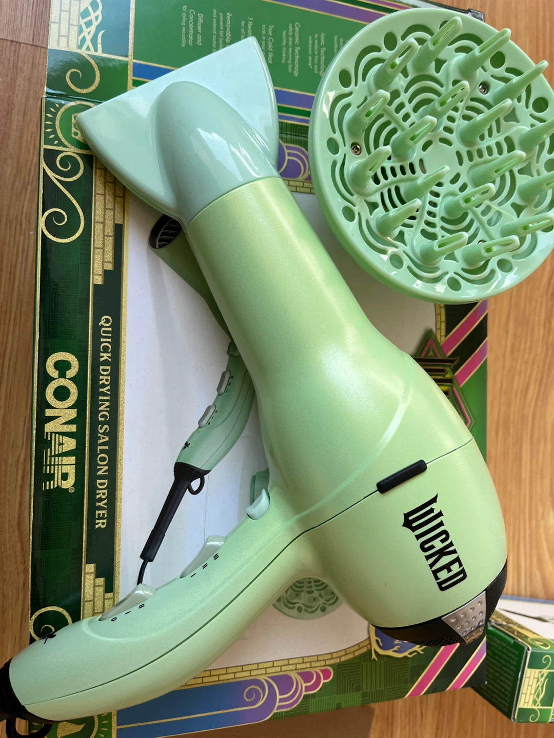 Conair Wicked Quick Drying Salon Dryer & Flat Iron Set - photo 4