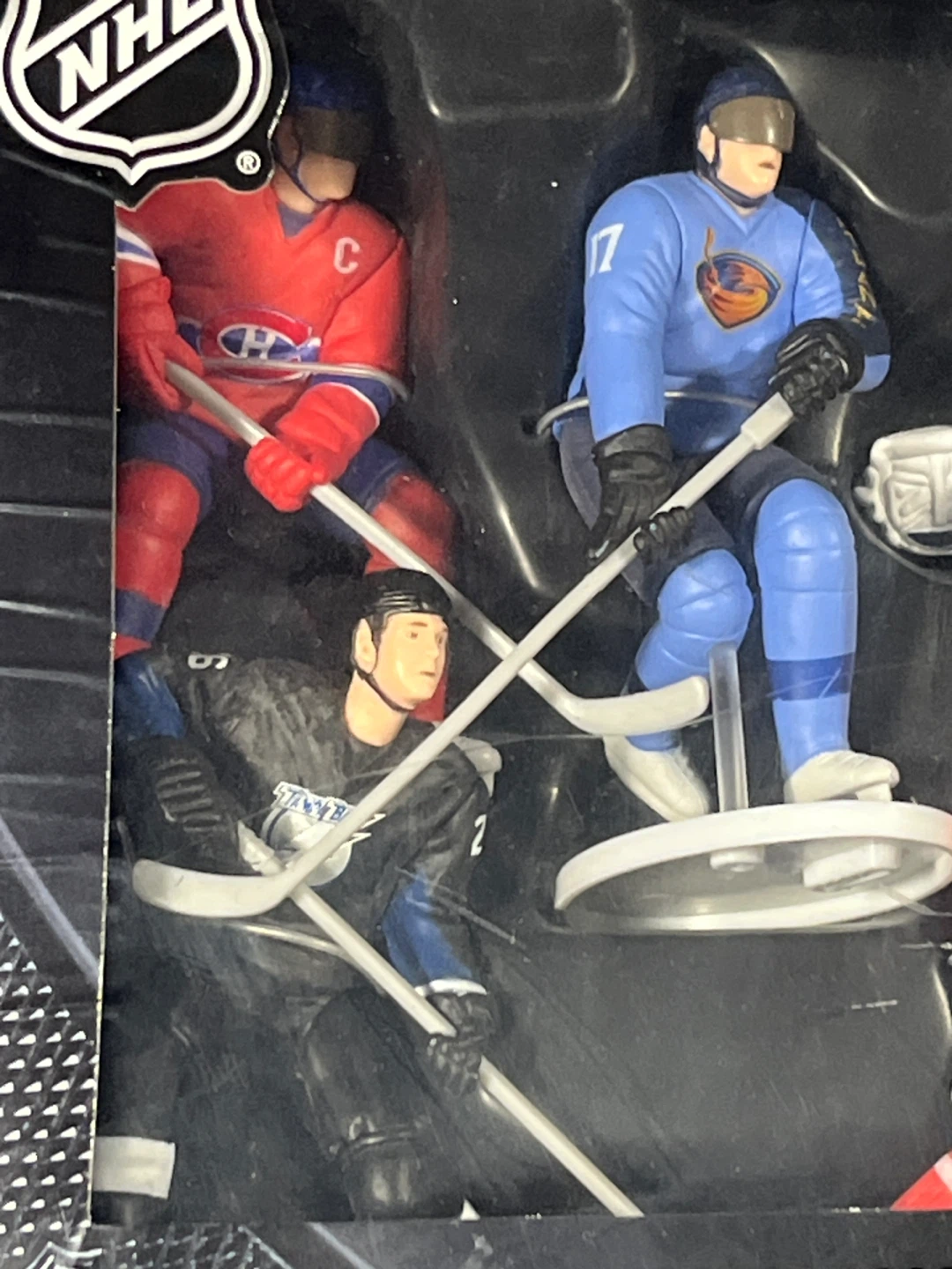 NHL 8 Piece Collector's Case Action Figures - photo 2