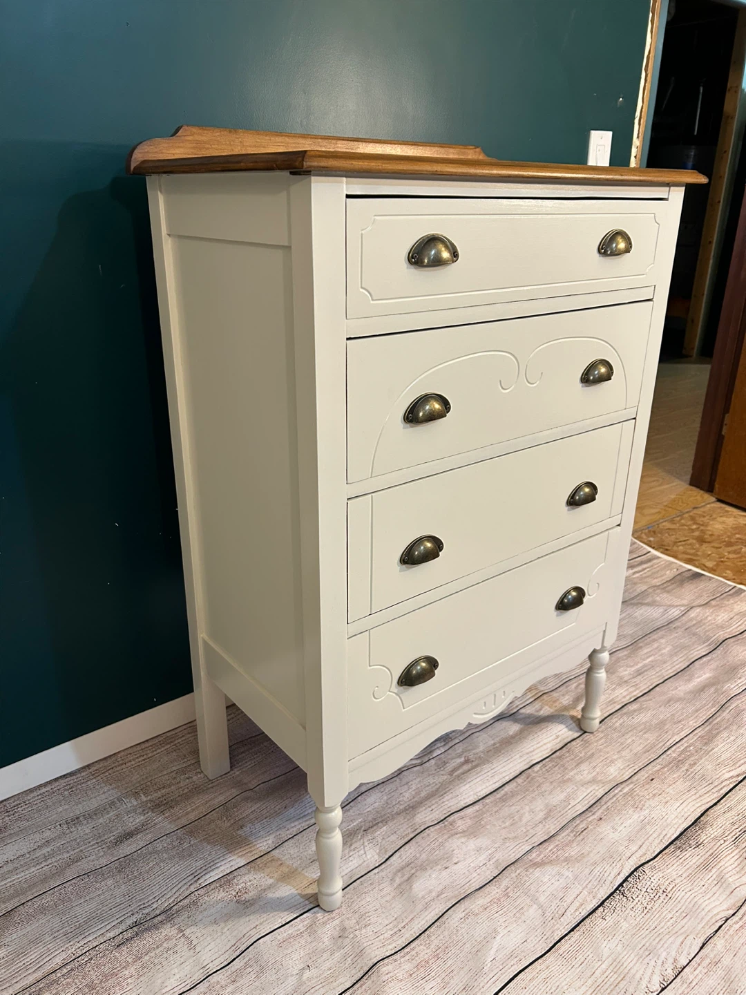 Refinished Heritage Dresser - Canadian Made - photo 2