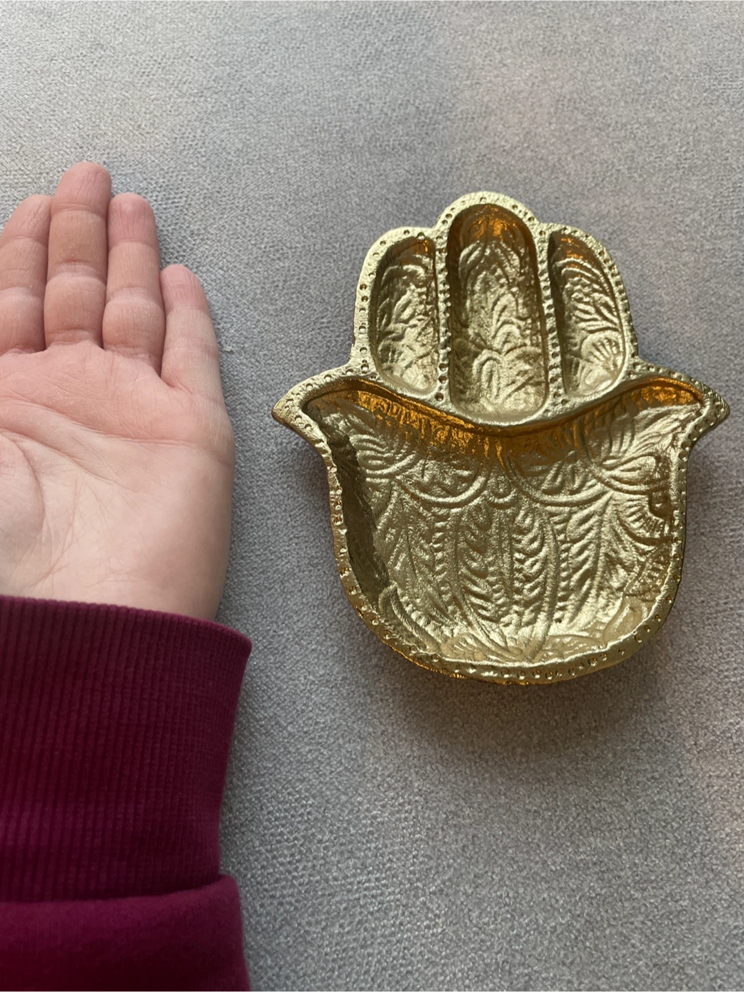 🧡 Gold Hamsa Jewelry Dish - photo 2