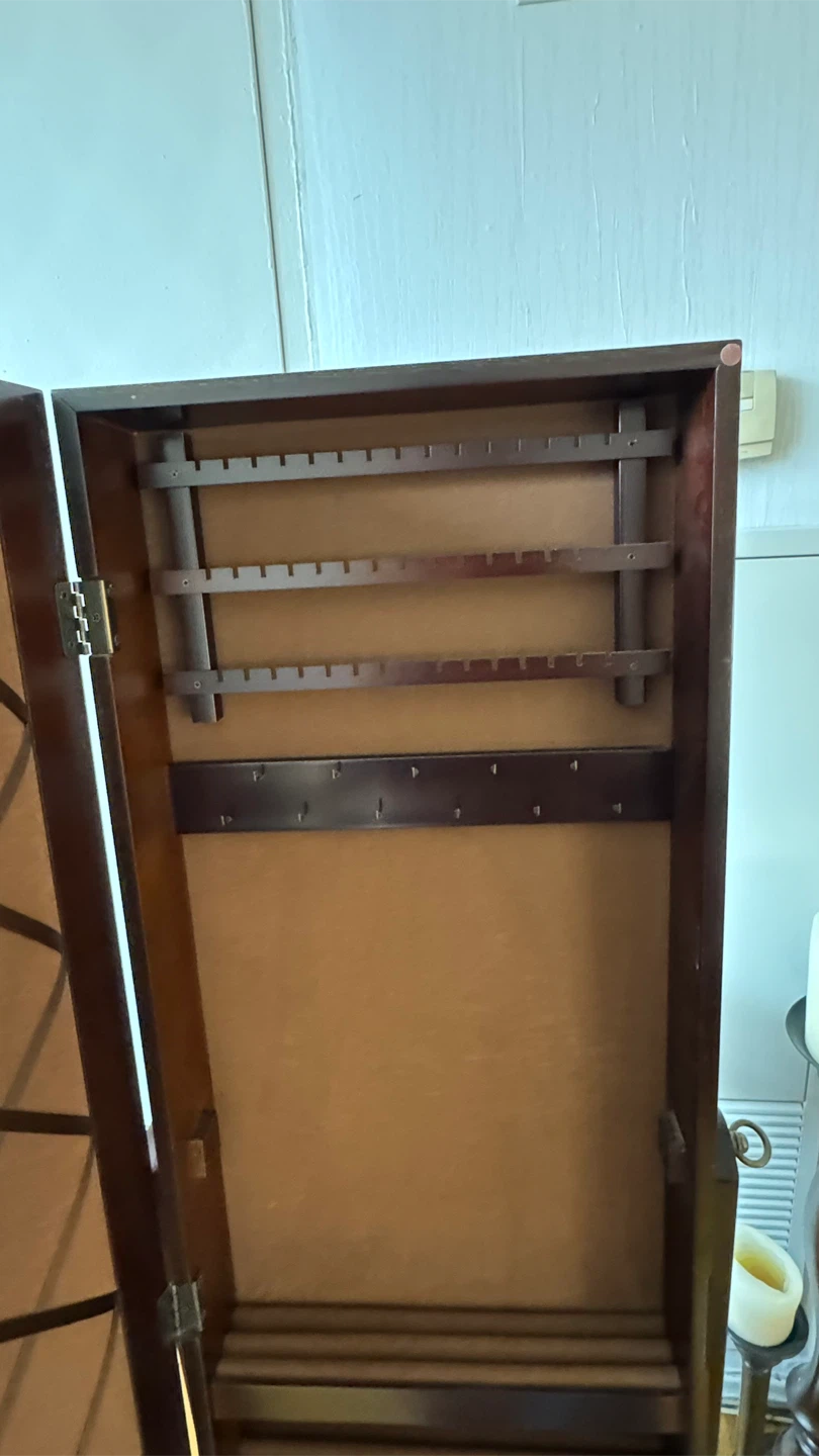 Standing Jewellery Armoire with Mirror - photo 4