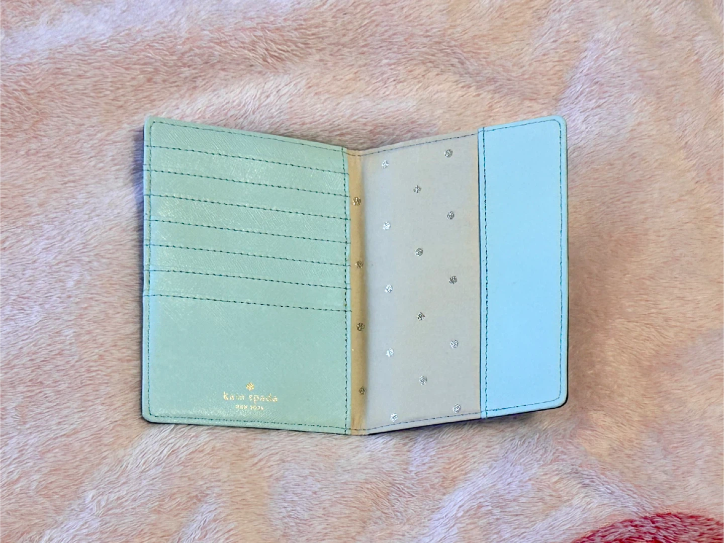 Kate Spade Wallet & Passport Holder - photo 4