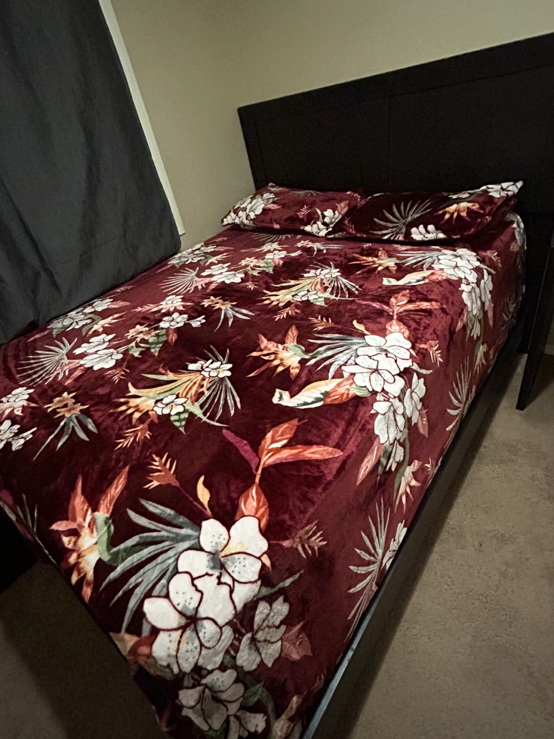 Queen bed