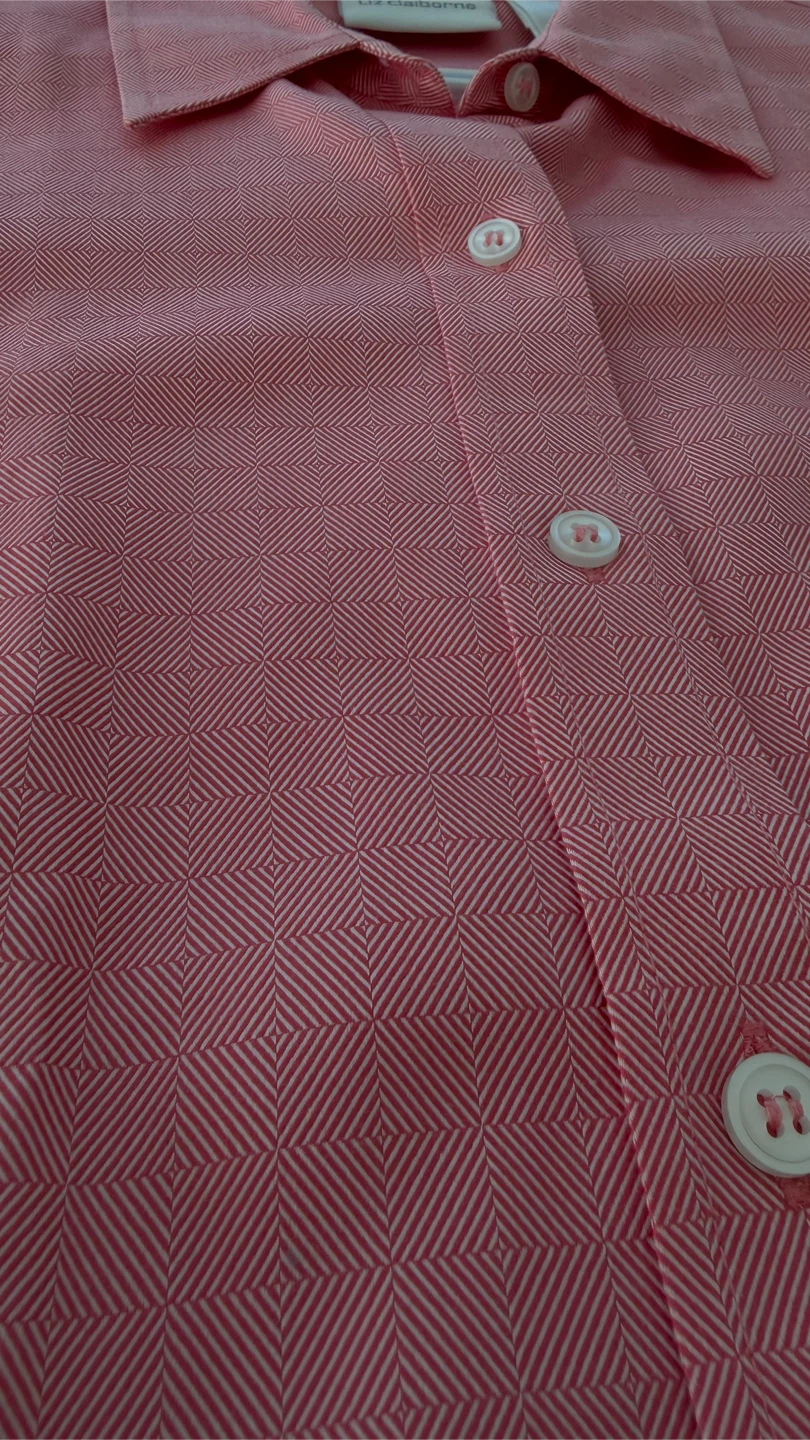 Liz Claiborne Pink Textured Button-Up Shirt - photo 2