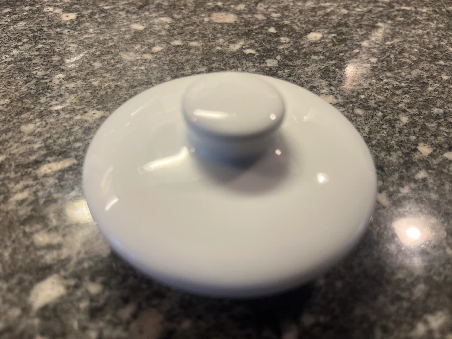 White Teapot and Creamer Set with Marble Coasters - photo 3