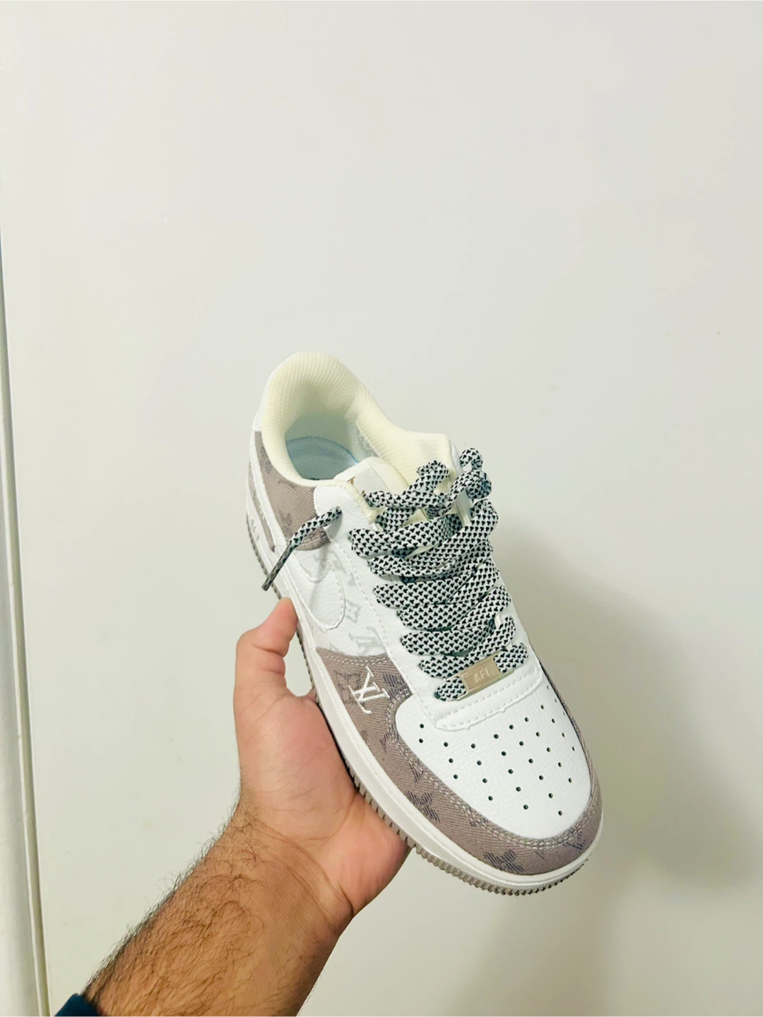 2 Pairs Sneakers for Sale – Sizes 7.5 & 8.5
