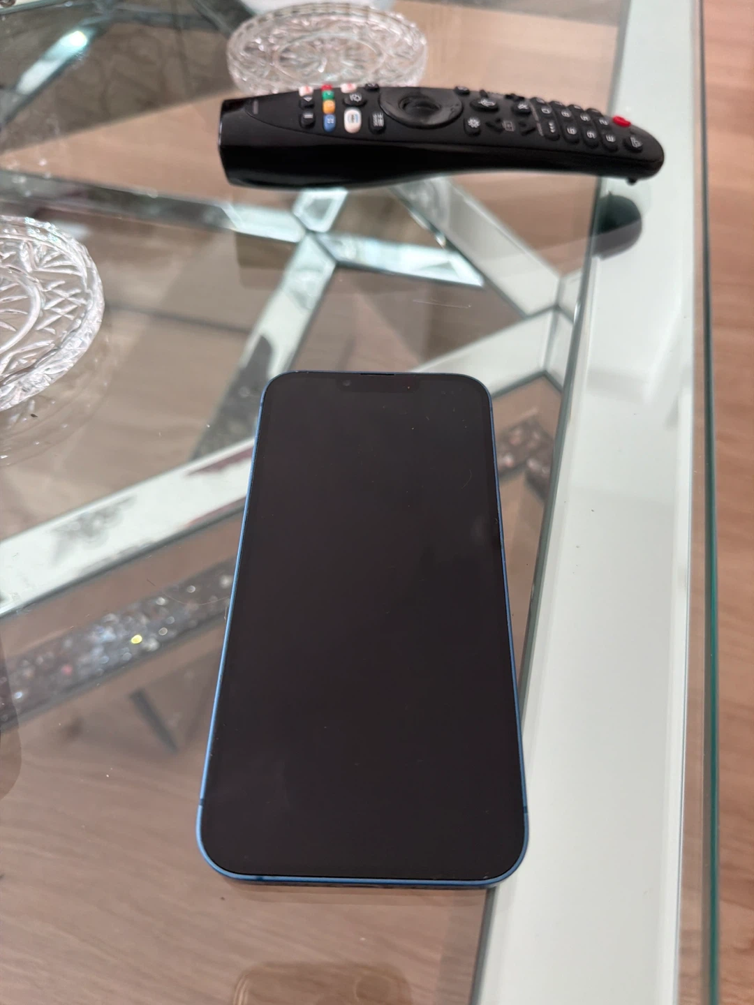 Apple iPhone 13 - Blue
