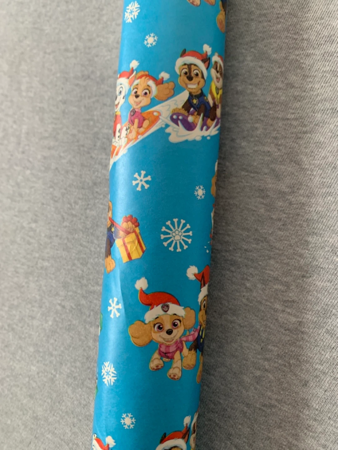 Christmas Wrapping Paper Rolls - including Disney - photo 3