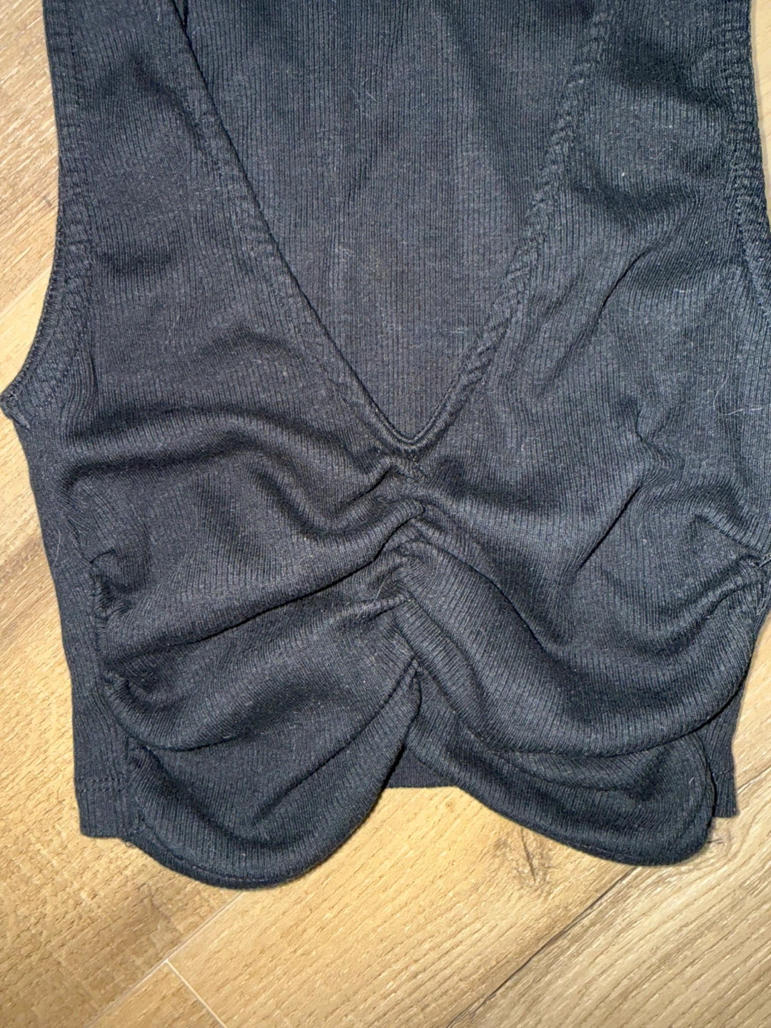 Black Zara Ruched V-Neck Tank Top - photo 3