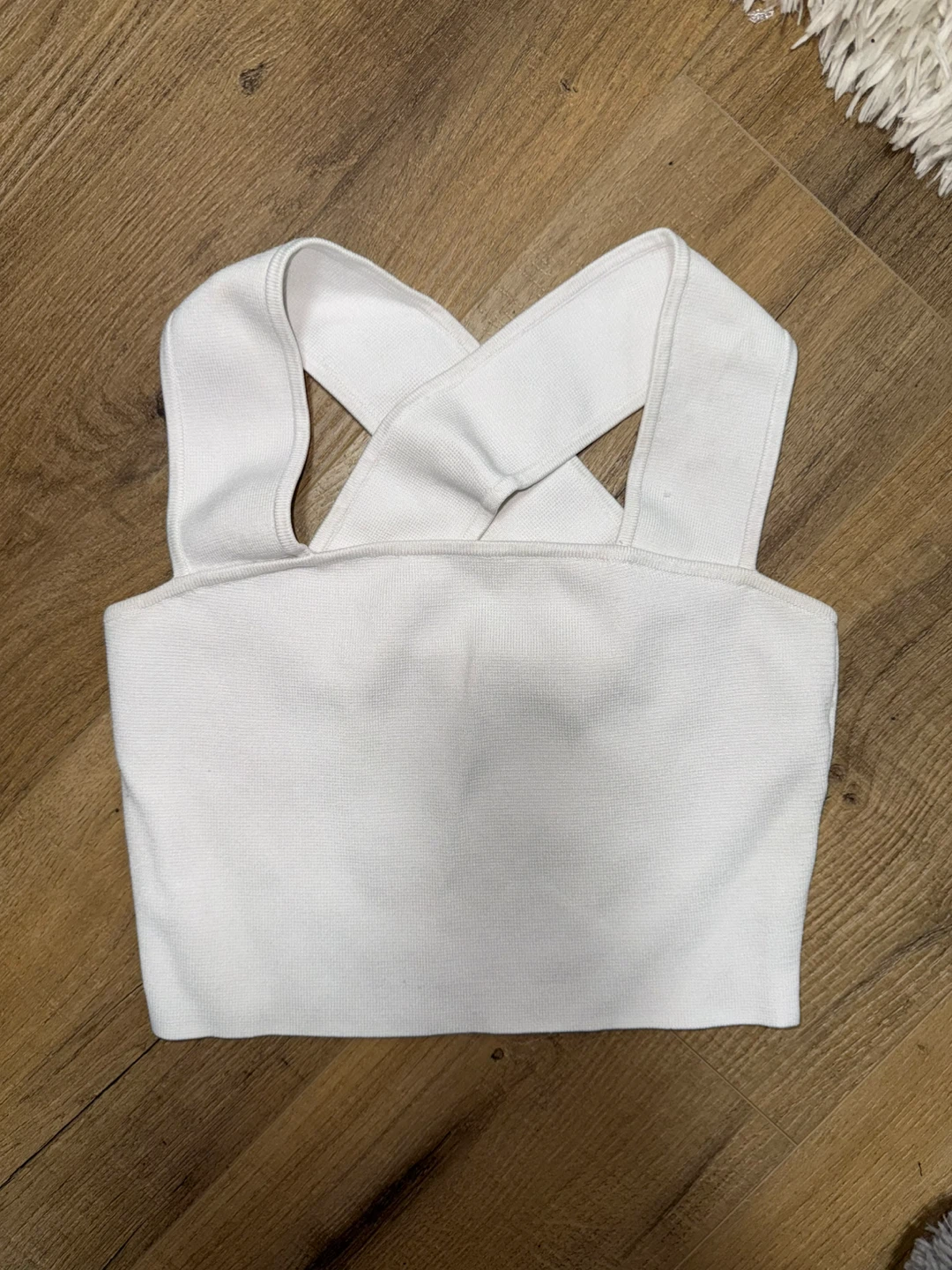 Babaton White Crisscross Strap Crop Top XS