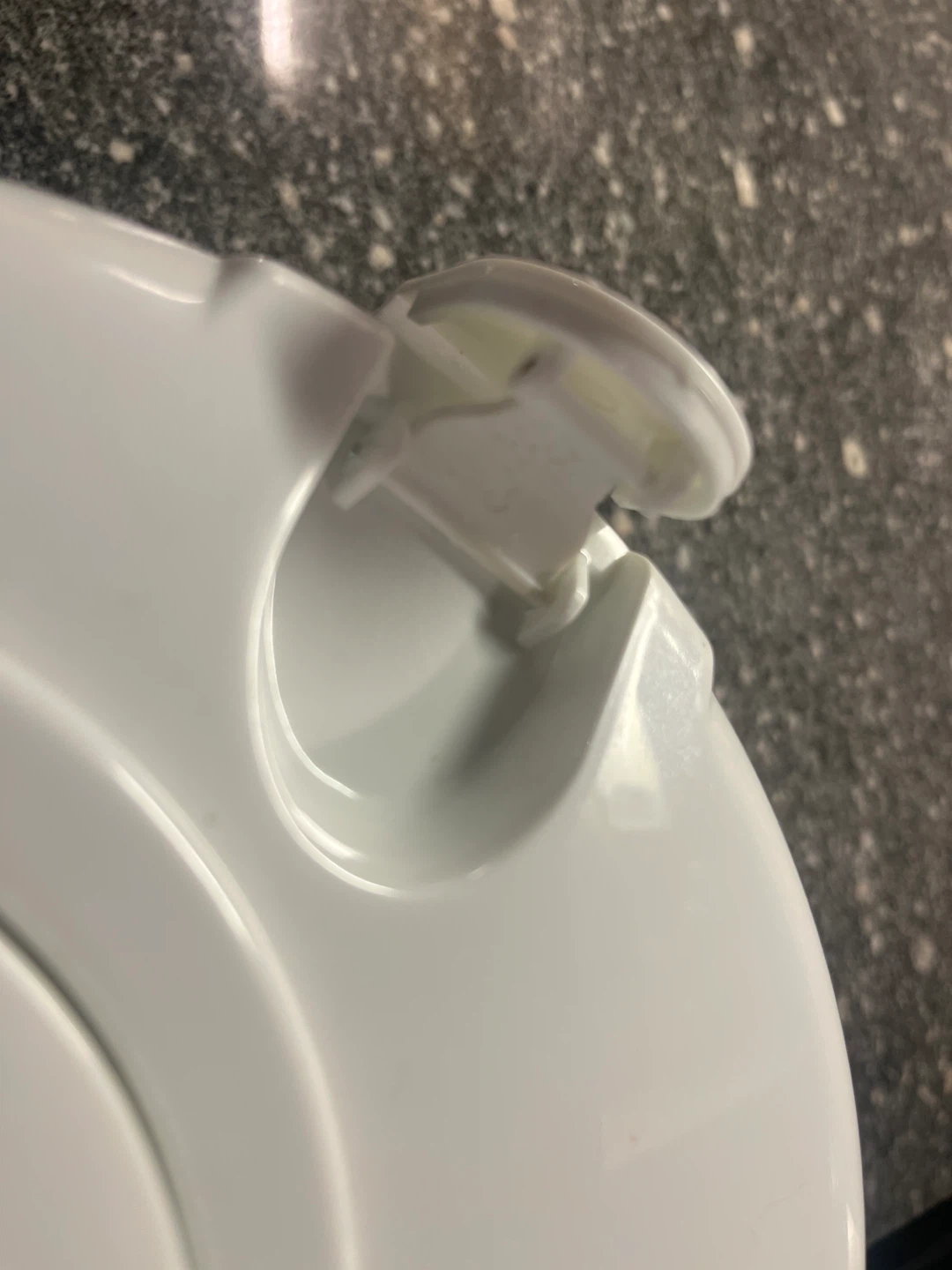 White Salad Spinner - photo 3