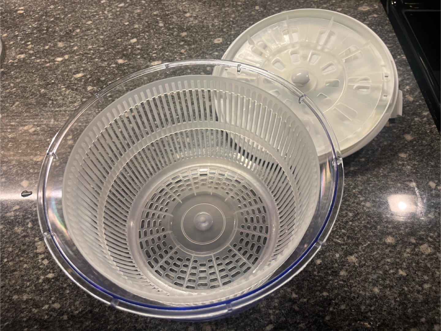 White Salad Spinner - photo 4