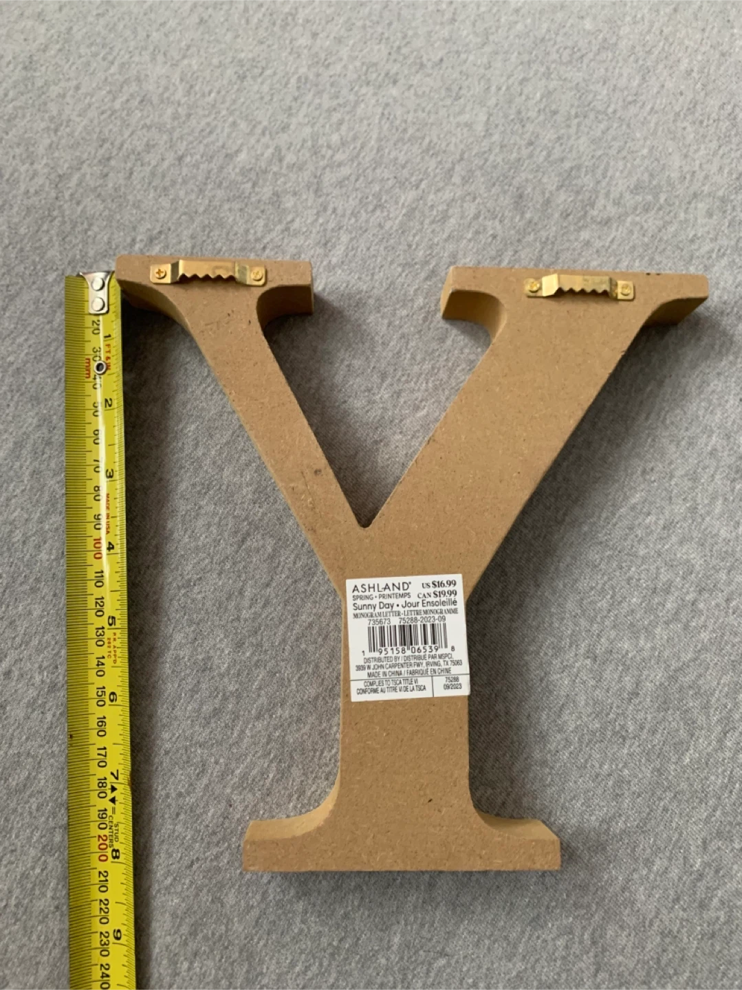 "Y" Wooden Letter Decor - photo 3