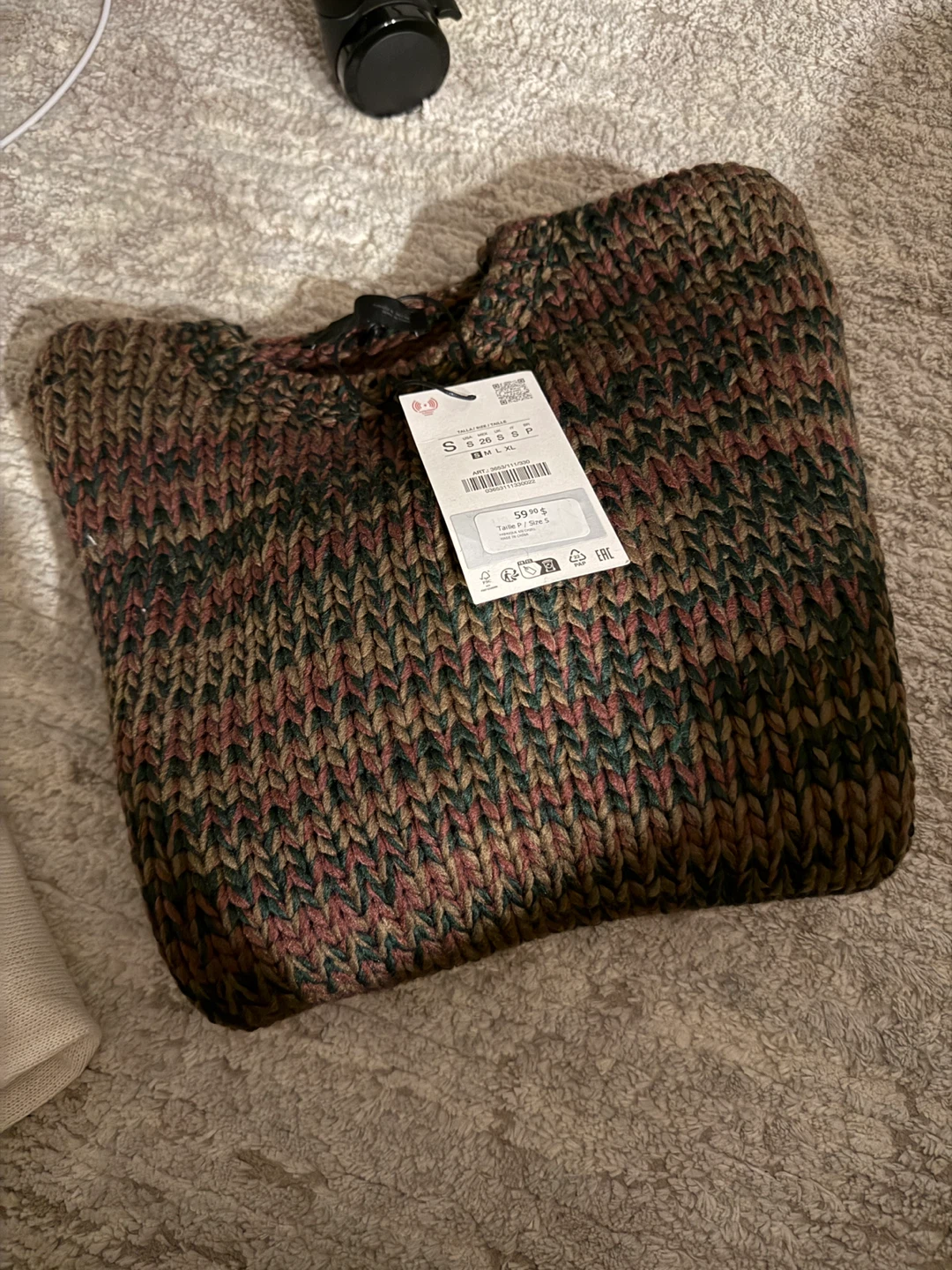 Cozy Knit Sweater with Fringe - Size S - photo 4