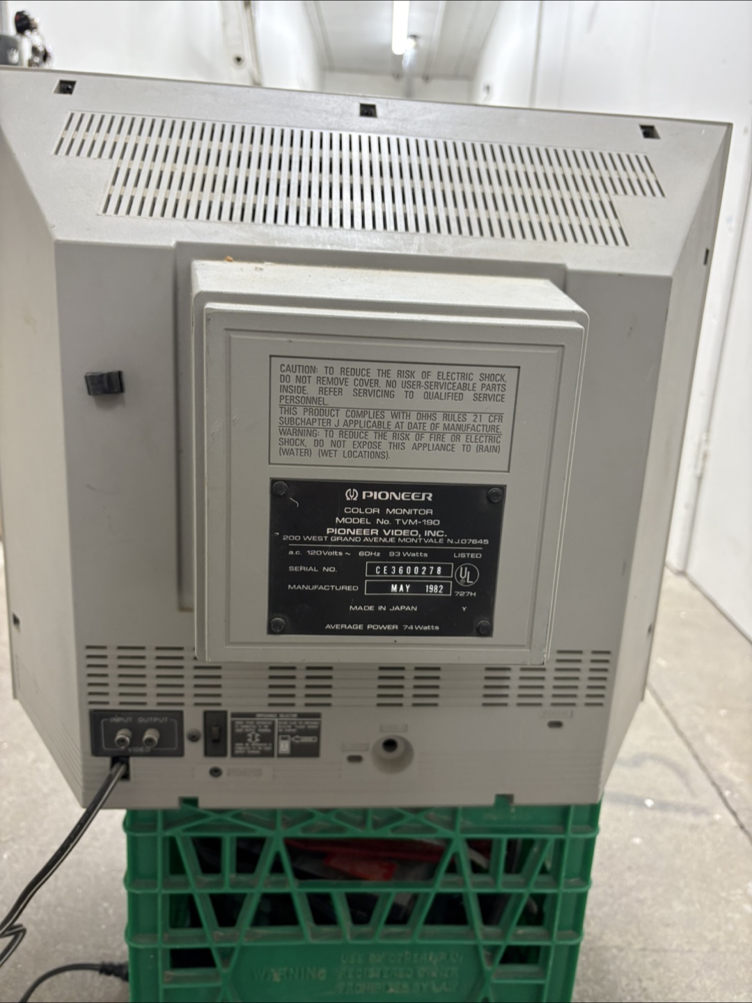 Pioneer Color Monitor TVM-190 - photo 2