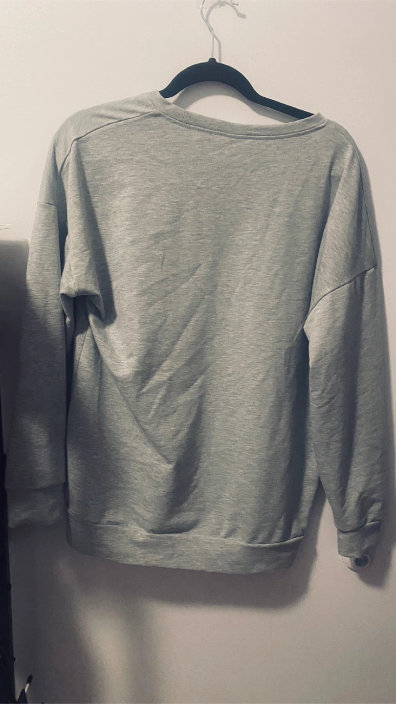 Size large novelty sweatshirt - photo 2