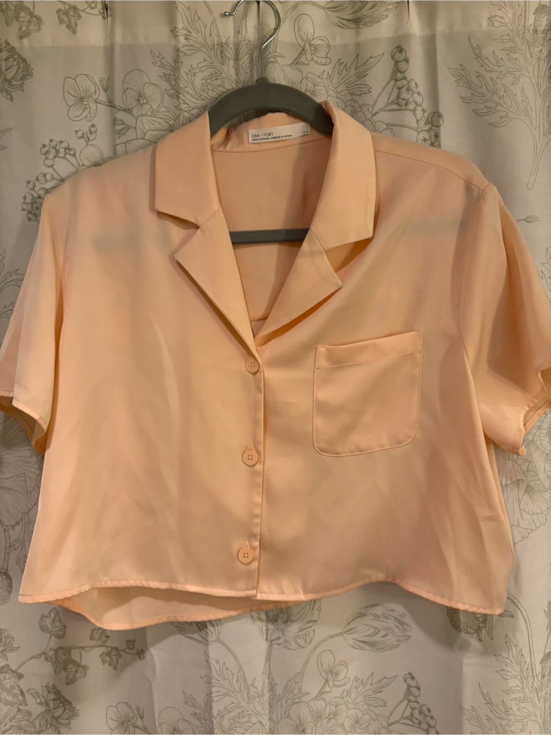 Oak + Fort Peach Cropped Button-Up Shirt