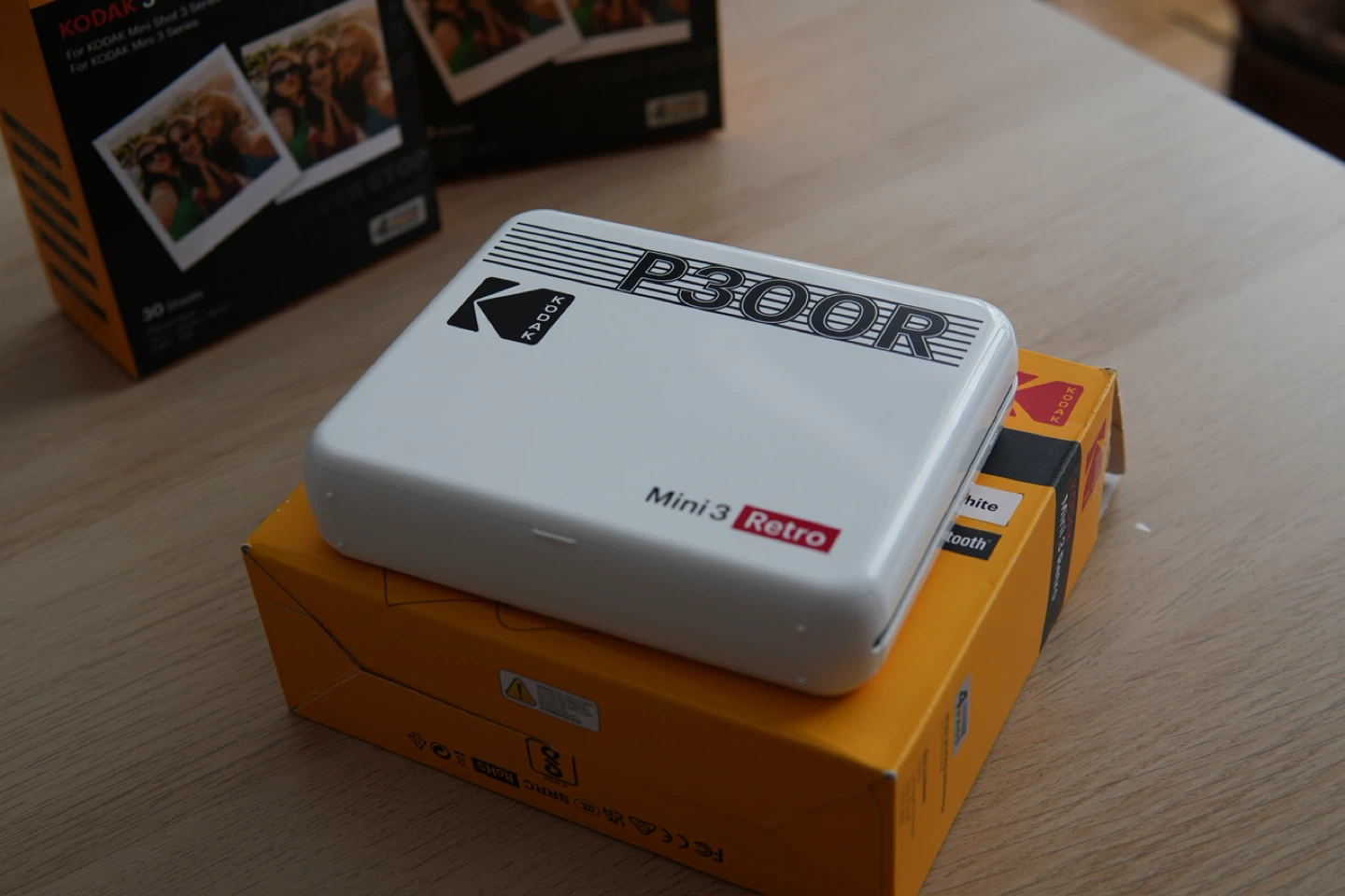 Kodak Mini 3 Retro Portable Photo Printer (White) – Like New - photo 2