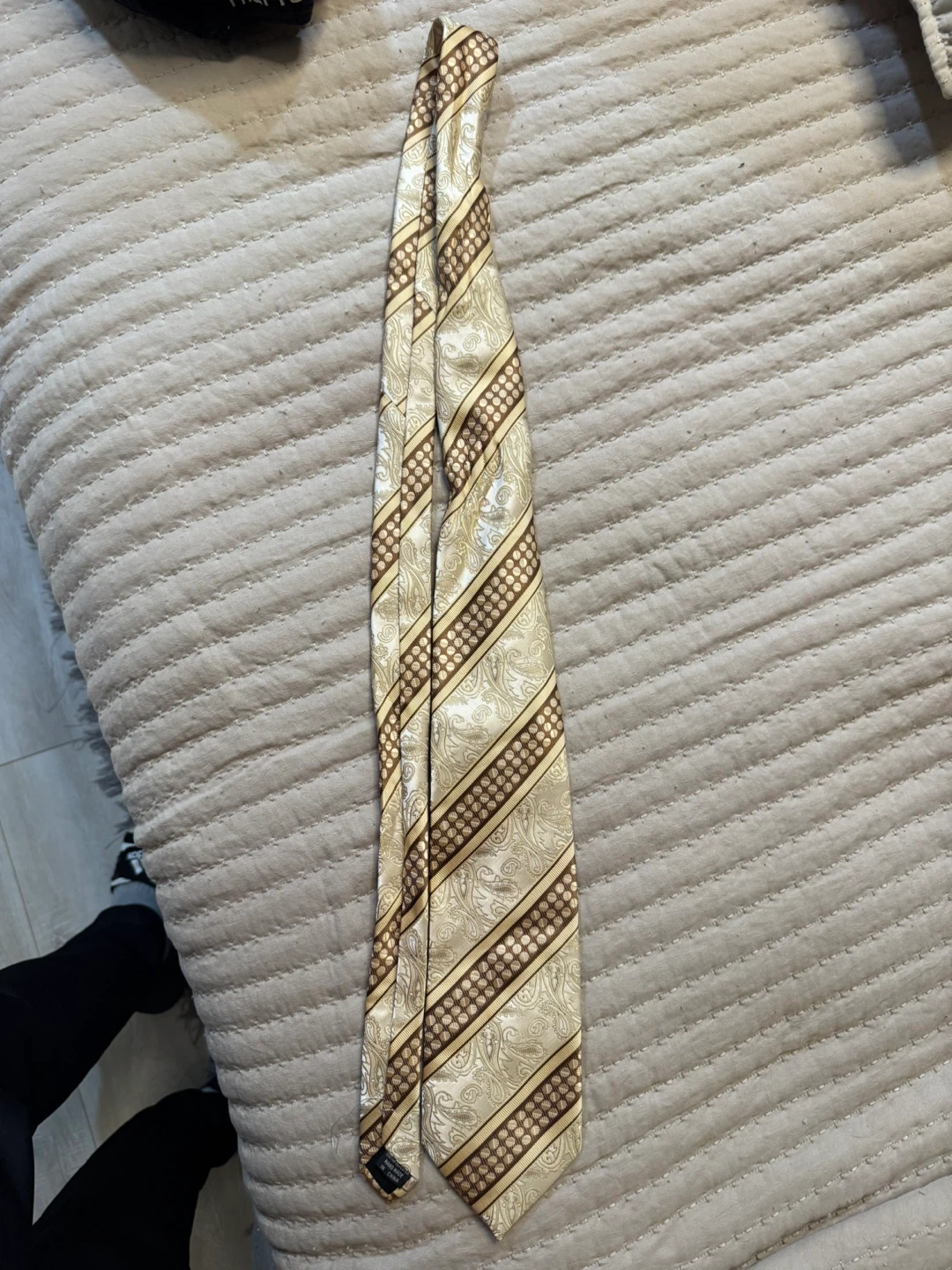 Bruno Conte by Don Jonathan Neck Tie