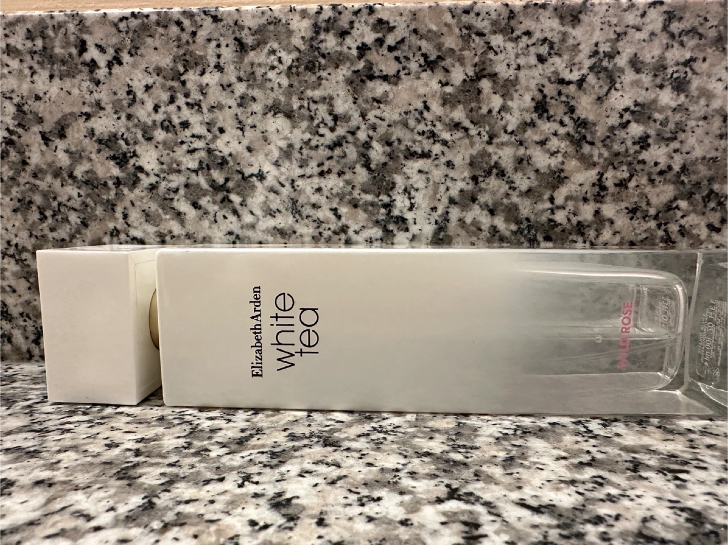Elizabeth Arden White Tea Wild Rose Eau de Toilette - photo 2