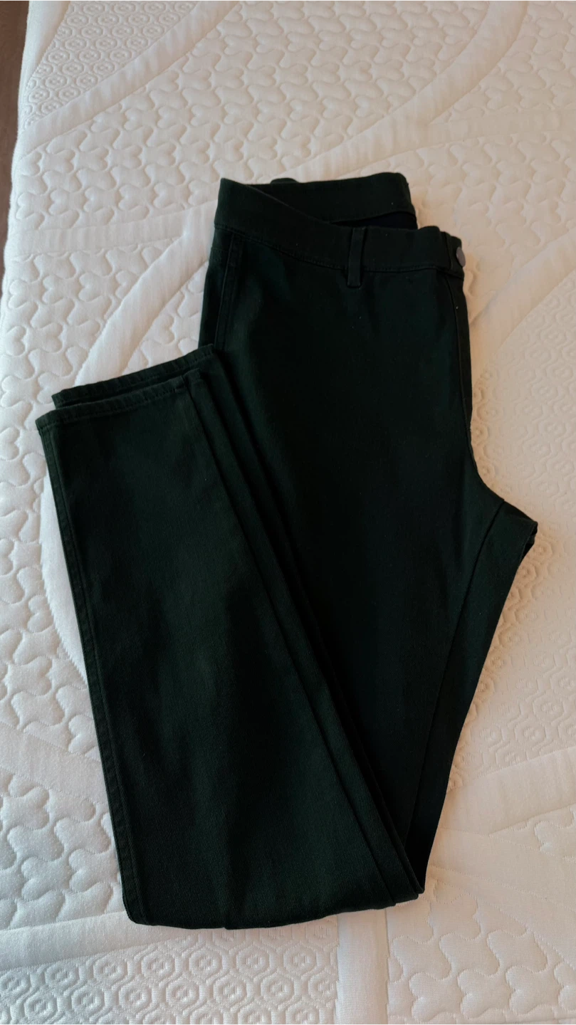 UNIQLO Green Cotton Blend Pants - Size M