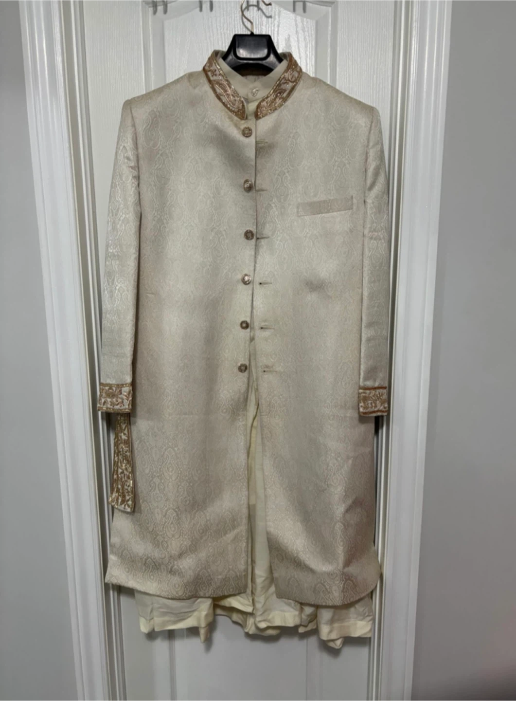 Cream Brocade Sherwani with Gold Embroidery - photo 2