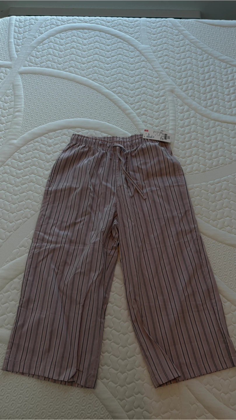 UNIQLO Women's Cotton Relaxed 3/4 Shorts