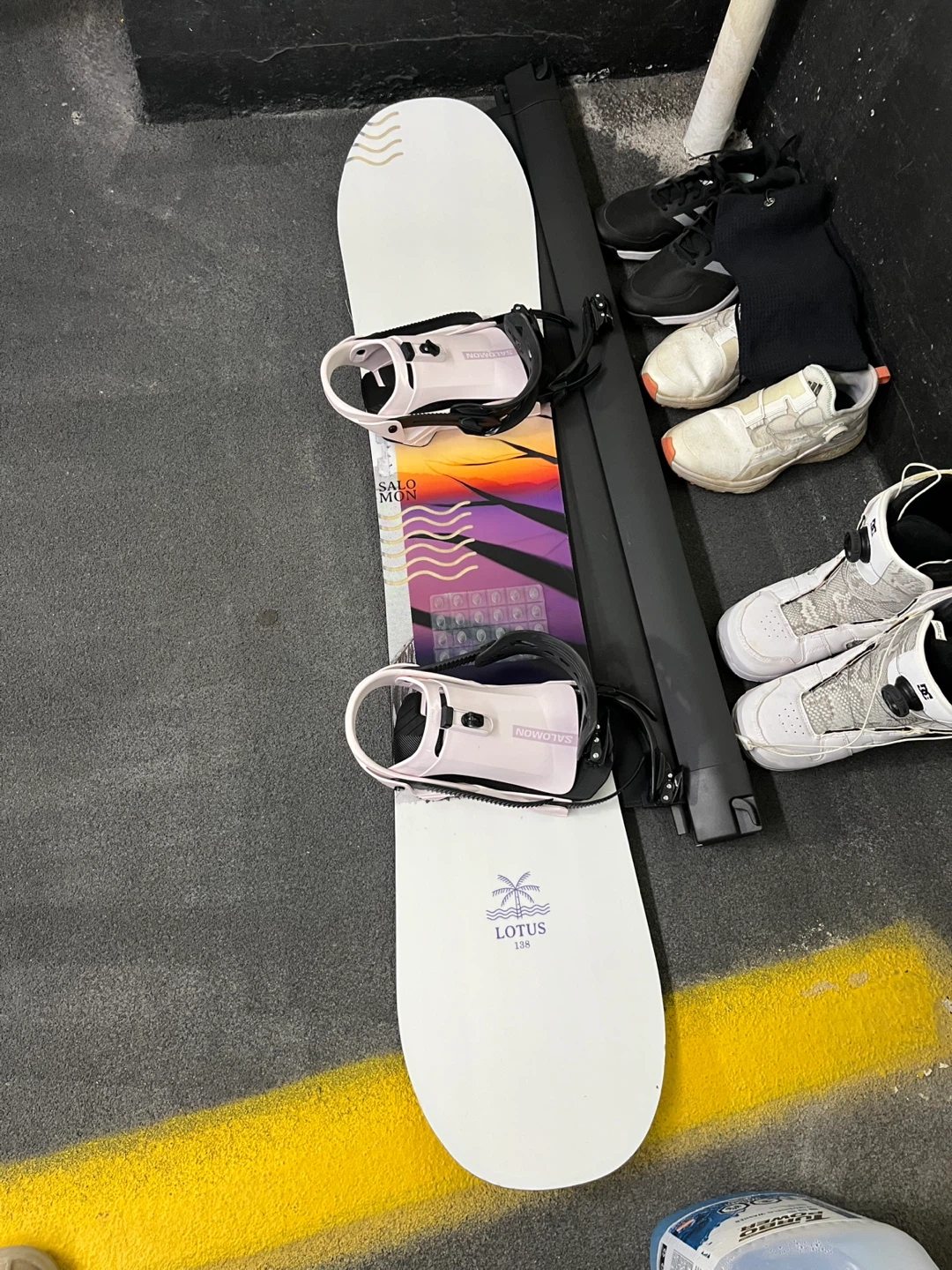 Salomon lotus 2023 - 138cm & bindings