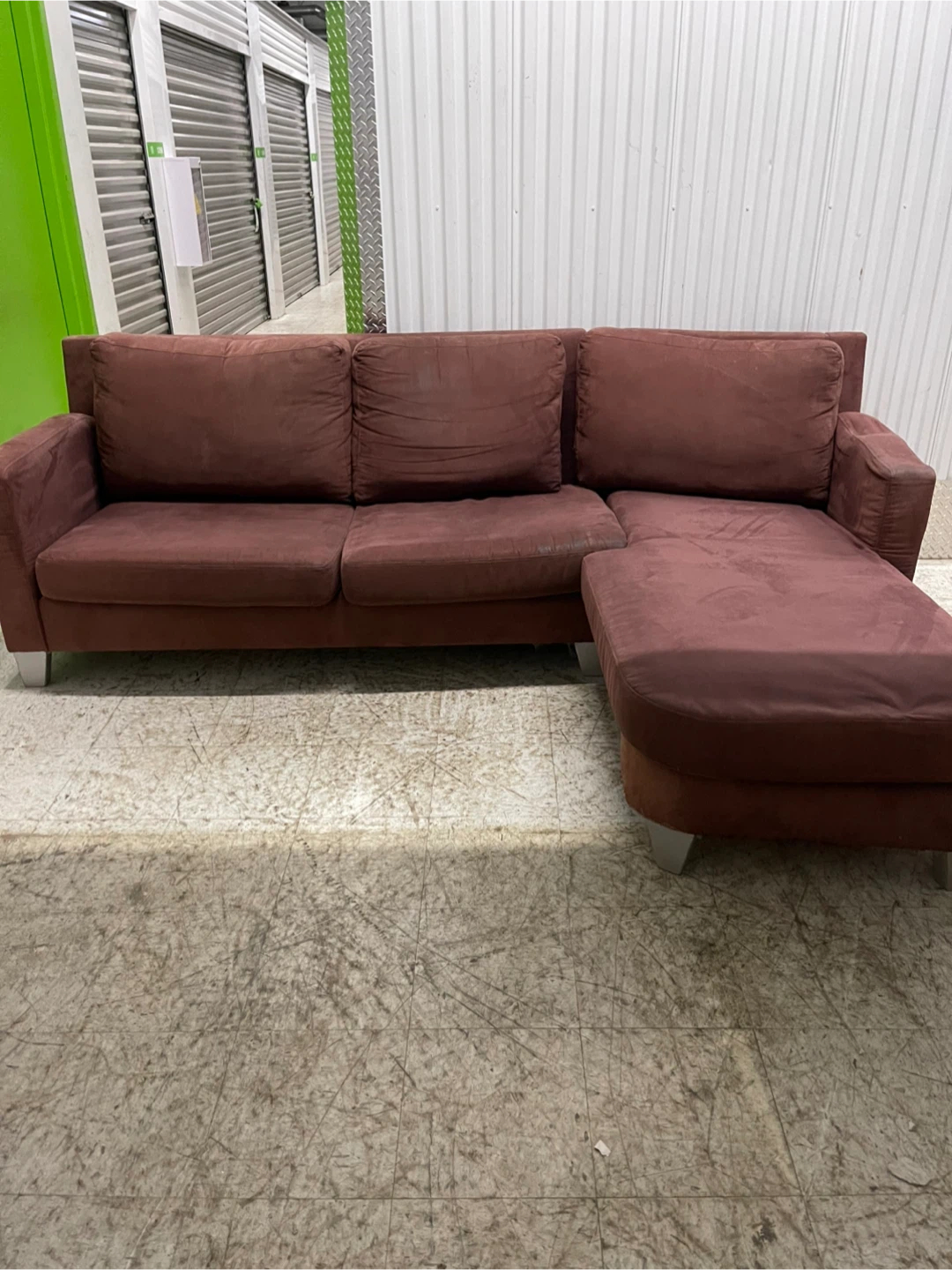 Sectional Sofa with Chaise