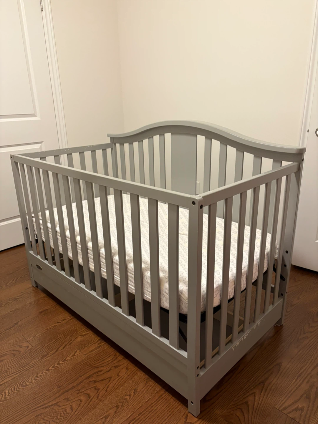 Graco Grey Convertible Crib with Drawer - photo 4