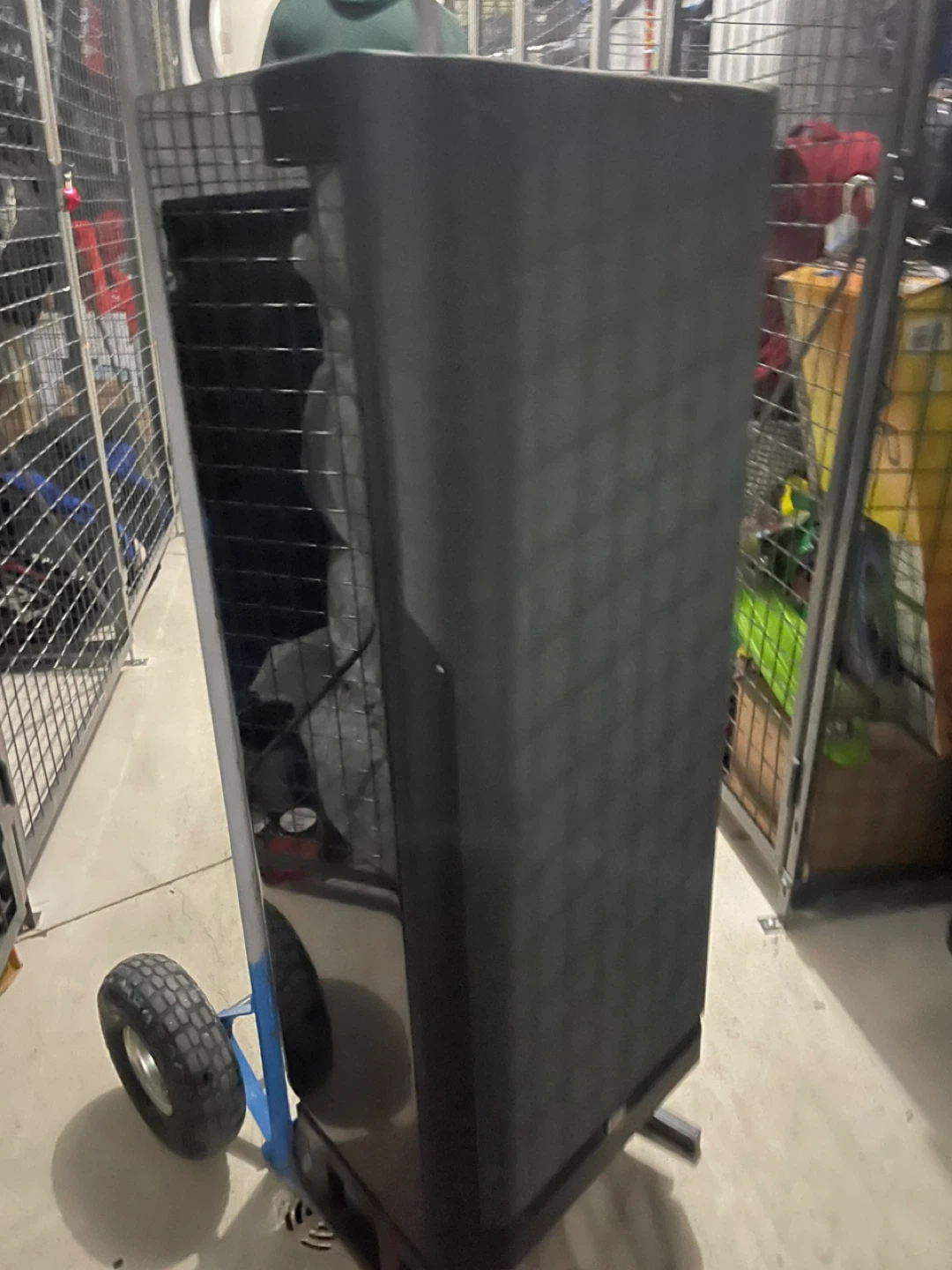 JBL XP200A Floor Standing Speakers - photo 2