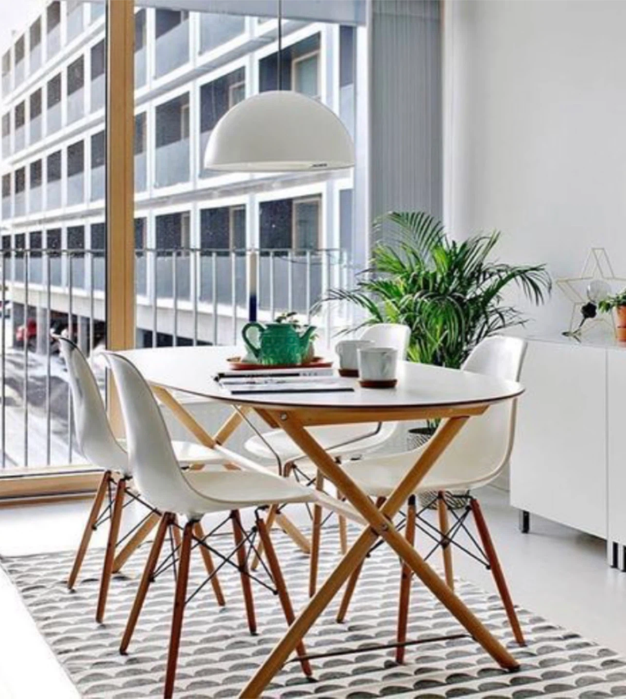 White Oval Dining Table - photo 5