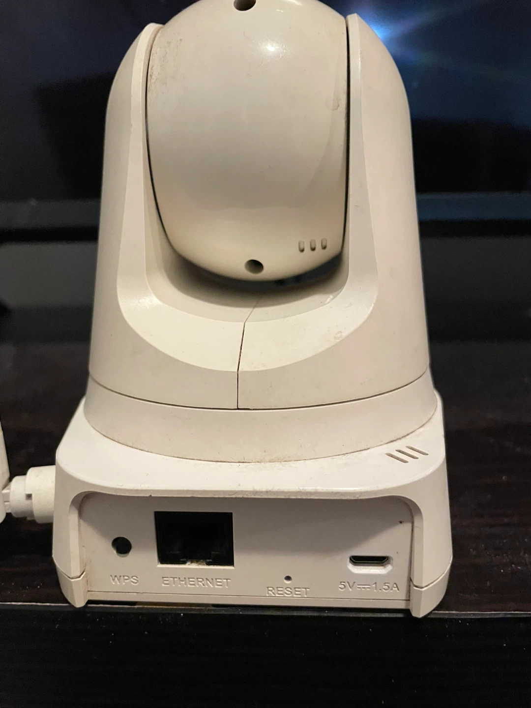 D-Link DCS-5025L Wireless IP Camera - photo 2