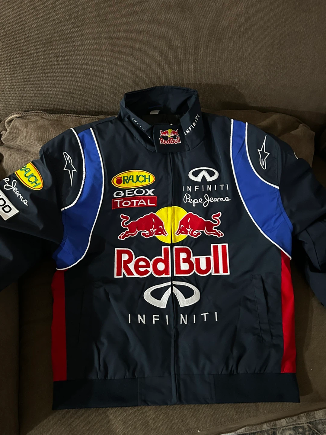 Red Bull Infiniti Racing Jacket - photo 3