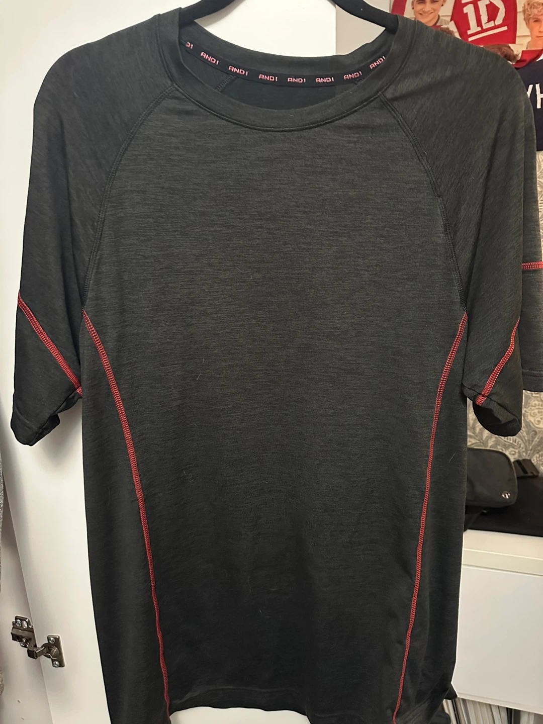 AND1 Men's Short Sleeve T-Shirt - Black