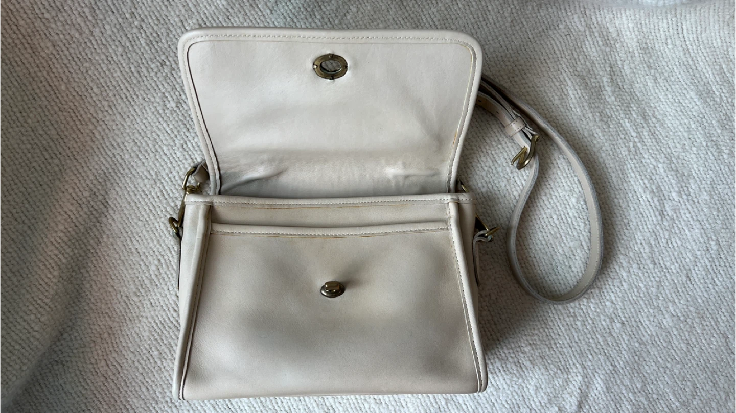 Vintage Coach Court Bag – Style 9870 – Cream - photo 2
